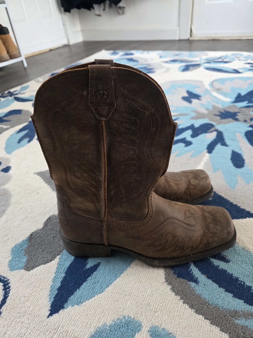 Ariat Rambler Brown Leather Cowboy Boots - Picture 5 of 9